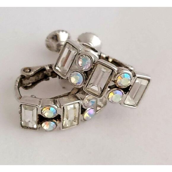 Vintage Napier Small & Dainty Rhinestone Earrings Screwback Huggie Estate - Picture 2 of 7